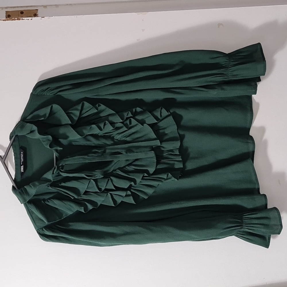 Zara Long Ruffle Lace Sleeve Blouse XS